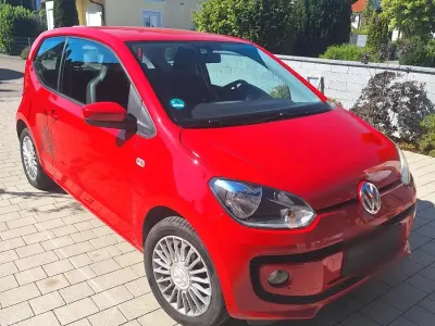 Gebraucht VW up! 60 PS (44 kW) 2012 Rot Kleinwagen