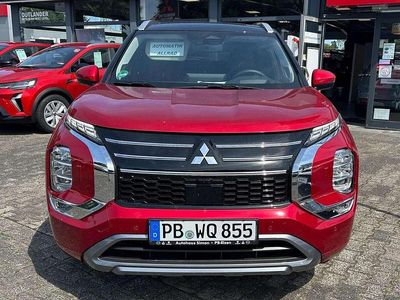 Second-hand Mitsubishi Outlander P-HEV Top 136 CP (100 kW) 2025 Roșu Break