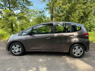 Gebraucht Honda Jazz 90 PS (66 kW) 2012 Grau Kleinwagen