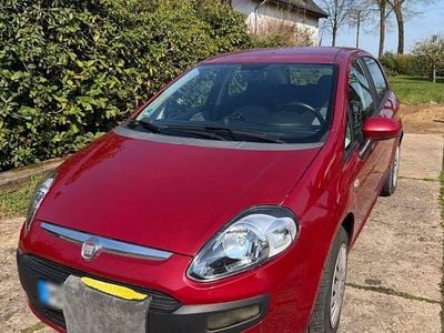 Usata Fiat Grande Punto 65 CV (47 kW) 2010 Rosso Utilitaria