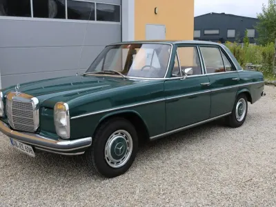 Gebraucht Mercedes W115 1969 Grün Limousine