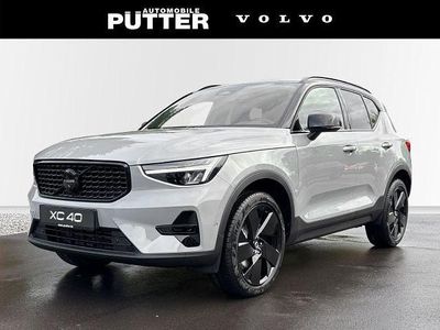 Neu Volvo XC40 Plus 163 PS (119 kW) 2025 Metallic (grau SUV