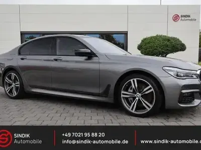 Usata BMW 750 M Sport 400 CV (294 kW) 2017 Grigio Berlina