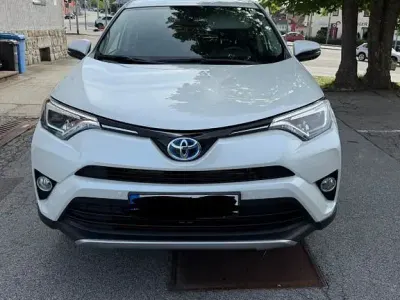 Gebraucht Toyota RAV4 Hybrid Edition 155 PS (114 kW) 2016 Weiß SUV