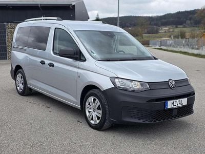 Gebraucht VW Caddy Maxi 102 PS (75 kW) 2023 Silber Van / Kleinbus