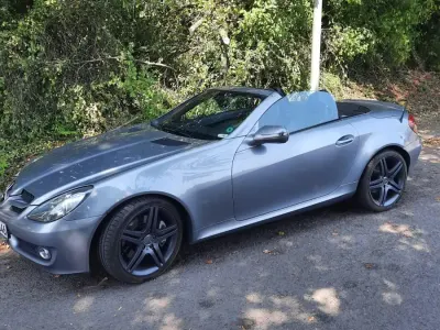 Gebraucht Mercedes SLK200 185 PS (136 kW) 2010 Silber Cabrio