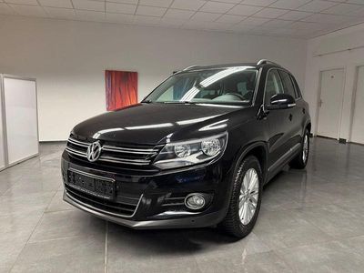 Schwarz Gebraucht 2015 VW Tiguan Sportline SUV | 11.980 € (Etwas zu teuer)