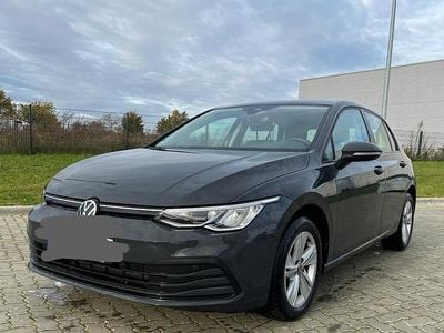 Gebraucht VW Golf VII Life 116 PS (85 kW) 2021 Grau Kleinwagen