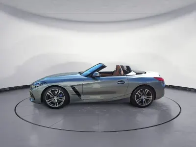 Gebraucht BMW Z4 M Sport 340 PS (250 kW) 2025 Grau Cabrio