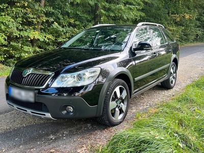 Gebraucht Skoda Octavia Scout Scout 4x4 152 PS (111 kW) 2012 Schwarz Kombi