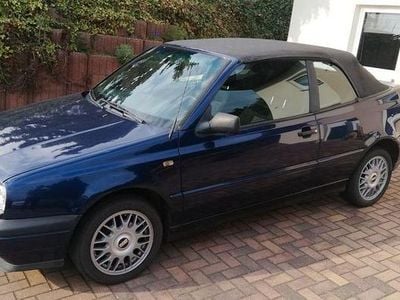 Usata VW Golf Cabriolet 75 CV (55 kW) 1997 Blu Cabrio