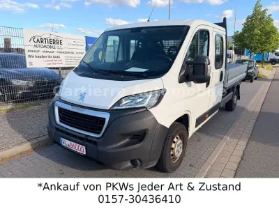 Gebraucht Peugeot Boxer 131 PS (96 kW) 2018 Weiß Van