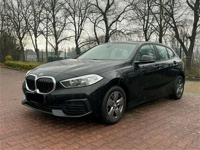 Gebraucht BMW 116 115 PS (84 kW) 2020 Schwarz Kleinwagen