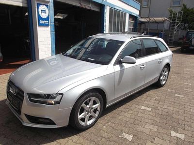 Gebraucht Audi A4 Attraction 170 PS (125 kW) 2012 Eissilber metallic Kombi