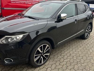 Usata Nissan Qashqai Tekna 131 CV (96 kW) 2015 Nero SUV