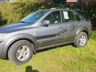 Używany Kia Sorento LX 140 KM (102 kW) 2006 Szary SUV