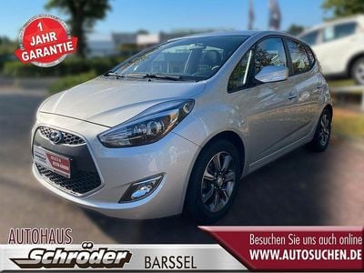 Gebraucht Hyundai ix20 Style 125 PS (91 kW) 2016 Silber Kleinwagen