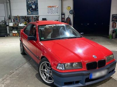 gebraucht BMW 318 E36 i Limousine