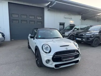 Gebraucht Mini Cooper S Chili 192 PS (141 kW) 2020 Silber Kleinwagen