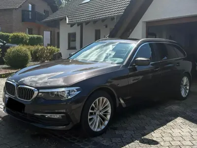 Usata BMW 520 Sport Line 190 CV (139 kW) 2017 Grigio Station wagon