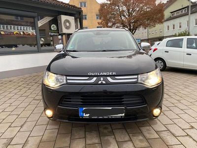 Schwarz Gebraucht 2013 Mitsubishi Outlander Motion SUV | 14.000 € (Teuer)