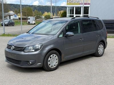 Second-hand VW Touran Comfortline 105 CP (77 kW) 2011 Gri Monovolum