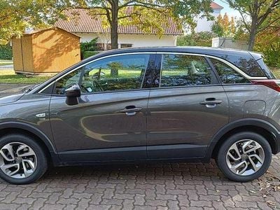 Grau Gebraucht 2020 Opel Crossland S SUV | 13.400 € (Guter Preis)