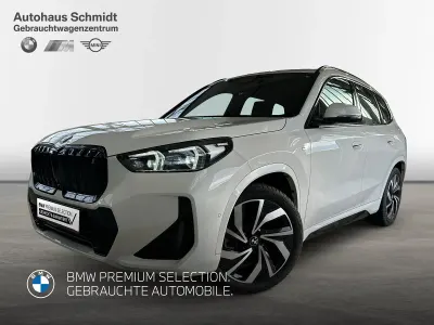 Gebraucht BMW iX1 M Sport 200 kW (272 PS) 2022 Alpinweiß uni SUV