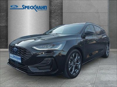 Schwarz Gebraucht 2024 Ford Focus ST-Line Limousine | 22.990 € (Fairer Preis)
