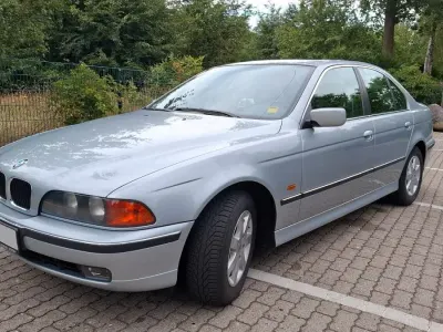 Gebraucht BMW 528 193 PS (141 kW) 1997 Silber Limousine