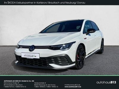 Oryxweiß perlmutteffekt Gebraucht 2023 VW Golf VIII GTI Kombi | 35.250 € (Guter Preis)