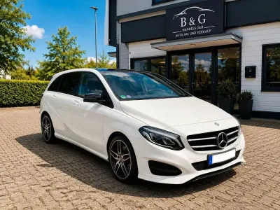 Gebraucht Mercedes B250 211 PS (155 kW) 2016 Weiß Kleinwagen