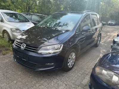 Gebraucht VW Sharan Trendline 140 PS (102 kW) 2011 Blau Van / Kleinbus
