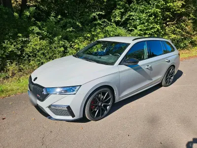 Gebraucht Skoda Octavia RS 200 PS (147 kW) 2021 Grau Kombi