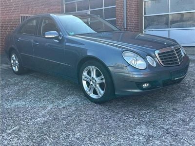 Gebraucht Mercedes E280 190 PS (139 kW) 2006 Grau Limousine