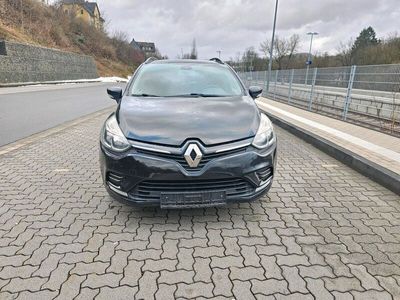 Verkauft Renault Clio GrandTour IV 0.9., gebraucht 2015, 98.486 km in  Bayern - Würzburg