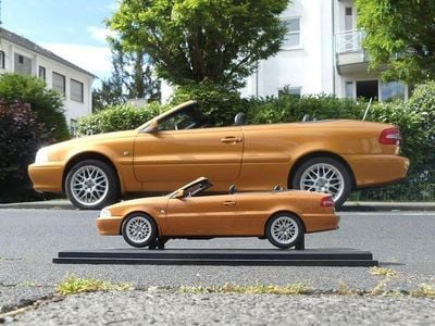 Second-hand Volvo C70 163 CP (119 kW) 2000 Auriu Cabrio