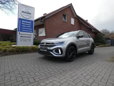 Usata VW T-Roc R-line 150 CV (110 kW) 2024 Argento SUV