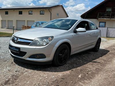 Opel Astra GTC