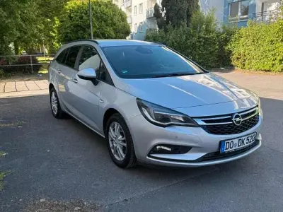 Usado Opel Astra S 136 HP (100 kW) 2019 Prateado Carrinha