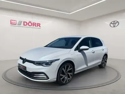 Gebraucht VW Golf VIII Style 204 PS (150 kW) 2021 Oryx white motherofpearl eff Limousine