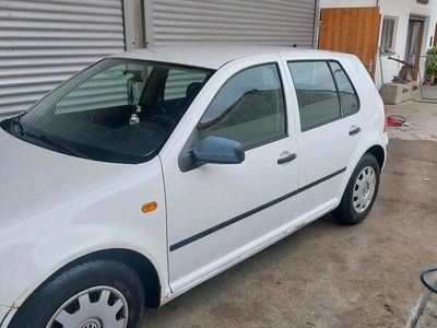 VW Golf IV