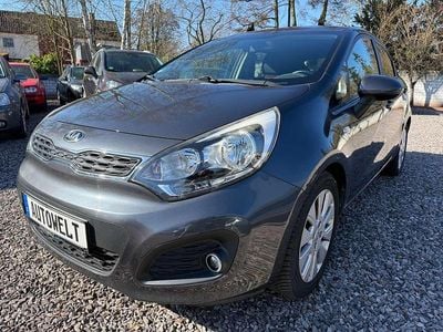 Gebraucht Kia Rio DREAM-TEAM Edition 86 PS (63 kW) 2014 Graphit met. Kleinwagen