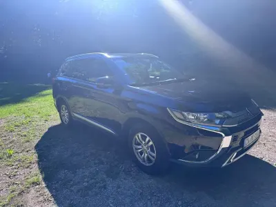 Gebraucht Mitsubishi Outlander Active 150 PS (110 kW) 2019 Schwarz SUV