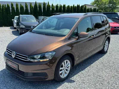 Gebraucht VW Touran Comfortline 110 PS (80 kW) 2017 Van / Kleinbus