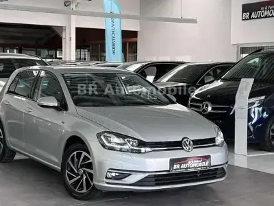 Gebraucht VW Golf VII Join 116 PS (85 kW) 2019 Grau Limousine