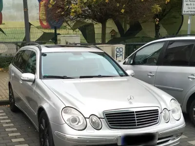 Gebraucht Mercedes E500 Avantgarde 306 PS (225 kW) 2003 Silber Kombi