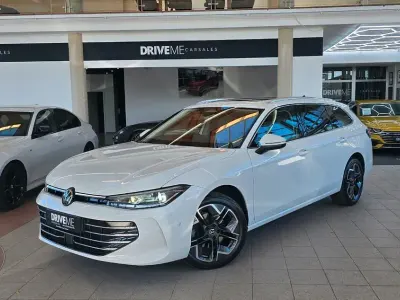 Gebraucht VW Passat Elegance 150 PS (110 kW) 2024 Weiß Kombi