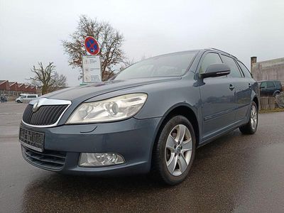 Gebraucht Skoda Octavia Elegance 140 PS (102 kW) 2009 Seda anthracite/anthracite gra Kombi