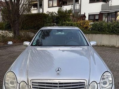 Gebraucht Mercedes E320 Elegance 224 PS (164 kW) 2003 Silber Limousine
